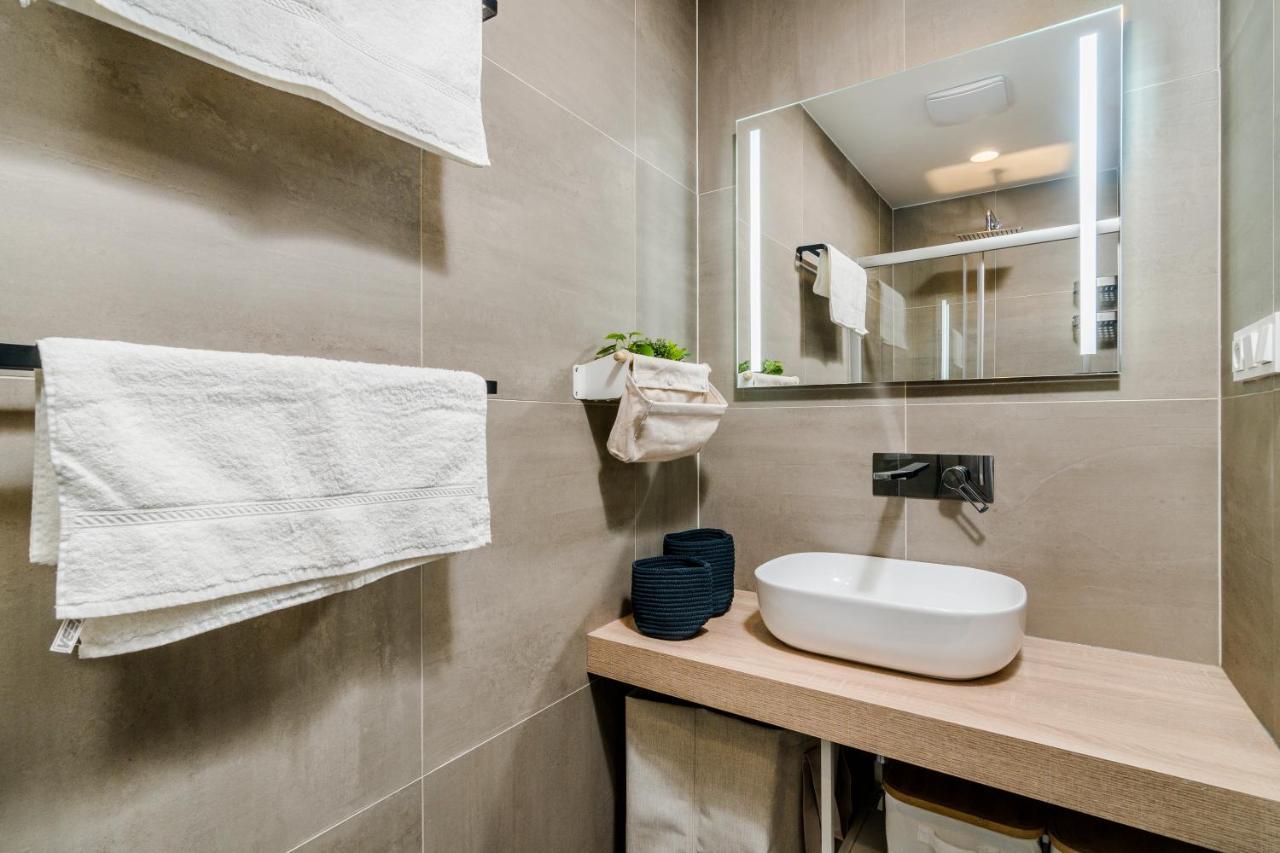 Appartement Prague Days - Premium Loft W Terrace - View - Netflix - Ac Extérieur photo